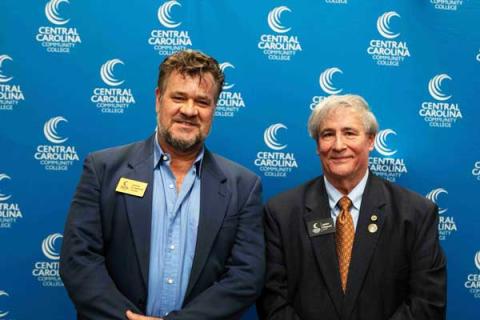 十大足彩平台 New Trustees