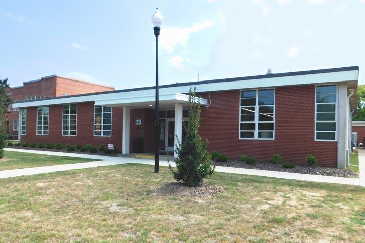 Dunn Enrichment Center, 十大外围足彩排行榜 Location