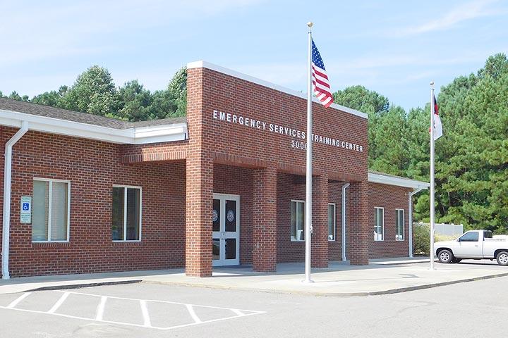 Emergency Services Training Center, 十大足彩平台 Location
